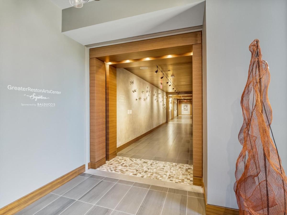 Bluebird Suites At Reston Town Center Dış mekan fotoğraf