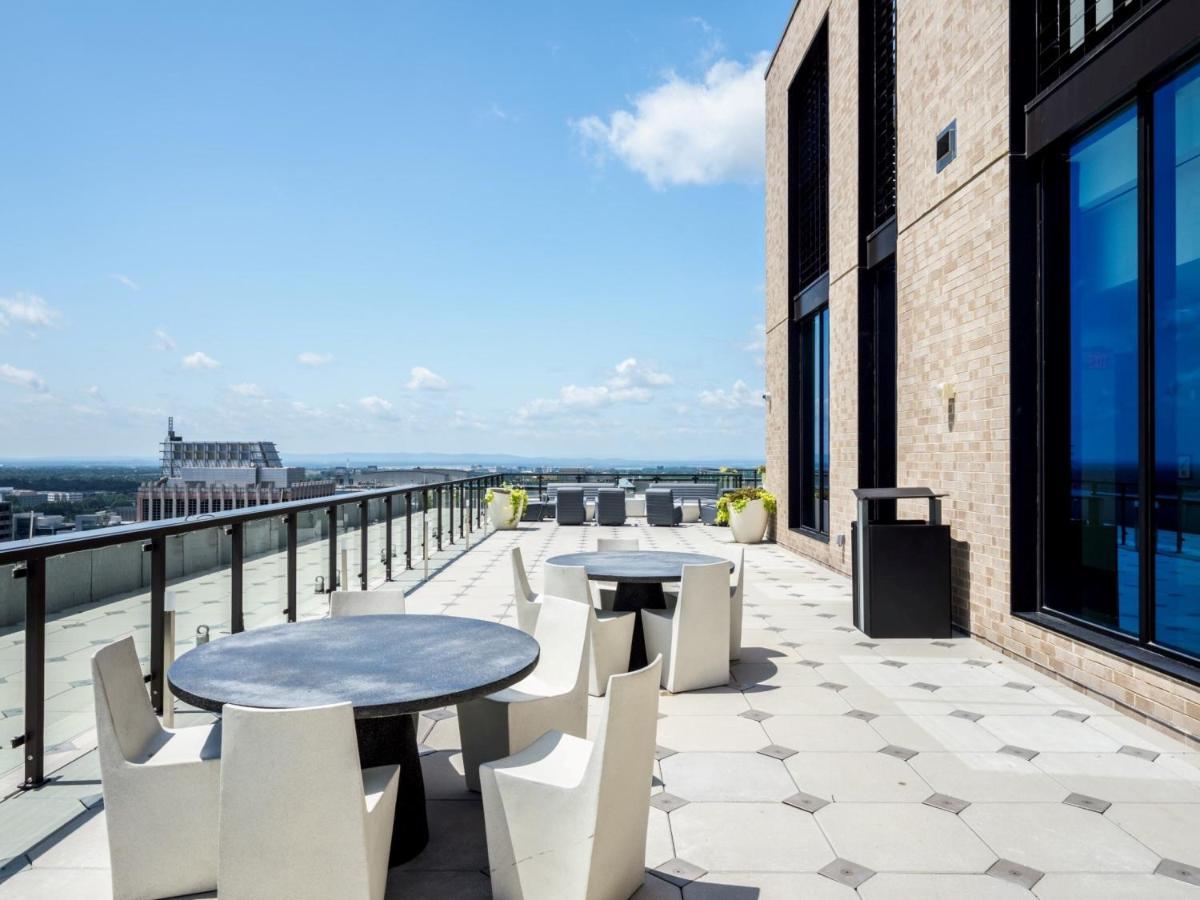 Bluebird Suites At Reston Town Center Dış mekan fotoğraf